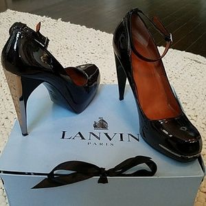 Lanvin Patent Leather platform heels - Price Drop!